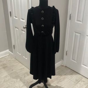 Boutique Black midi dress knit dress, super classy and flattering. Size small
